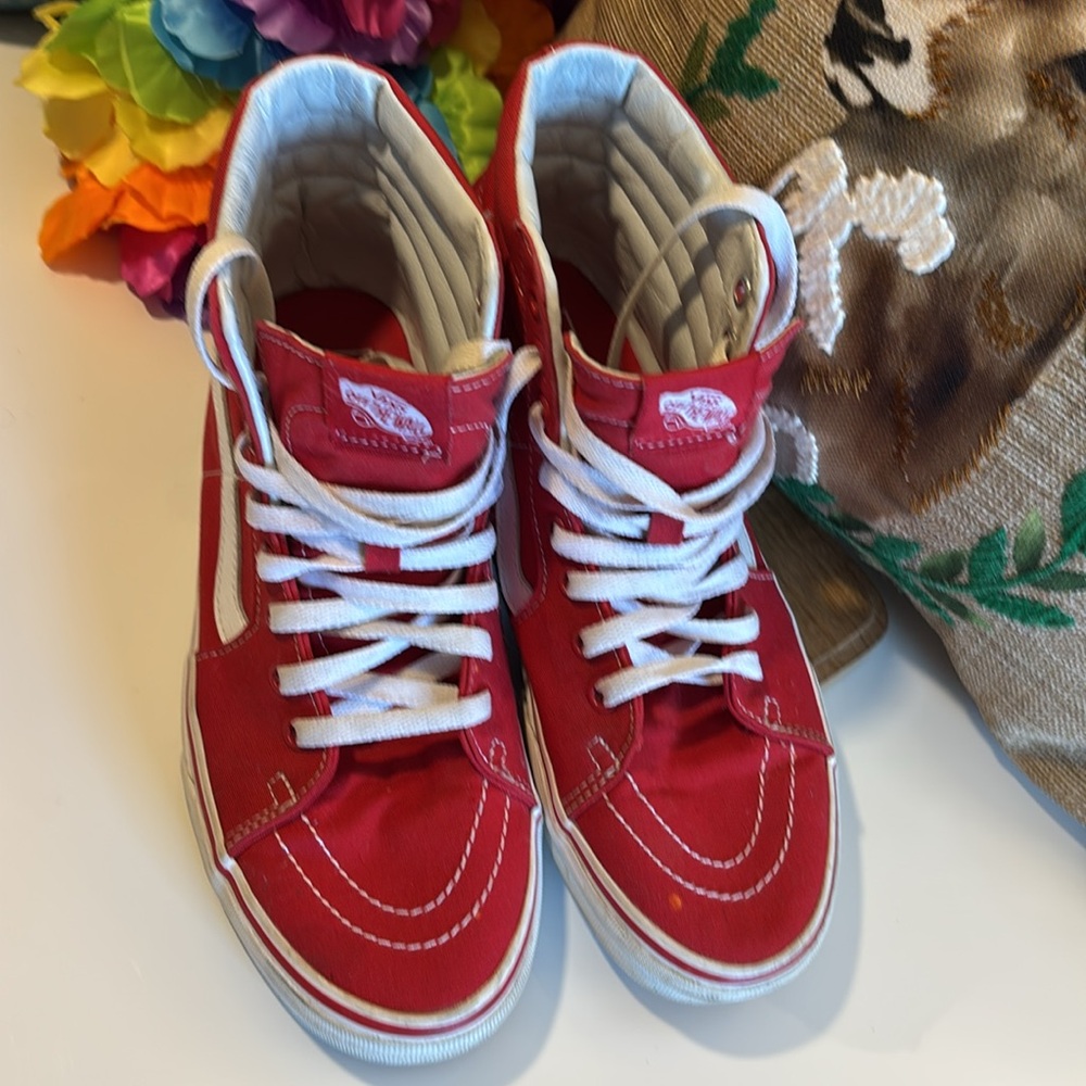 Men’s Vans Red High-Top Sneakers sz 8